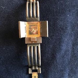 Stylish Watchcraft Artesan unisex Watch with original box and links